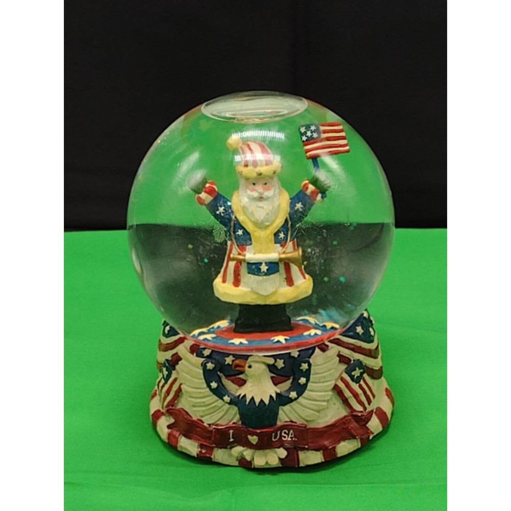 USA American Eagle flag Santa Snow Globe